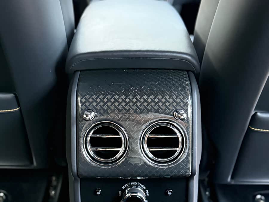 劳斯莱斯 库里南 2020 汽车图片 #45