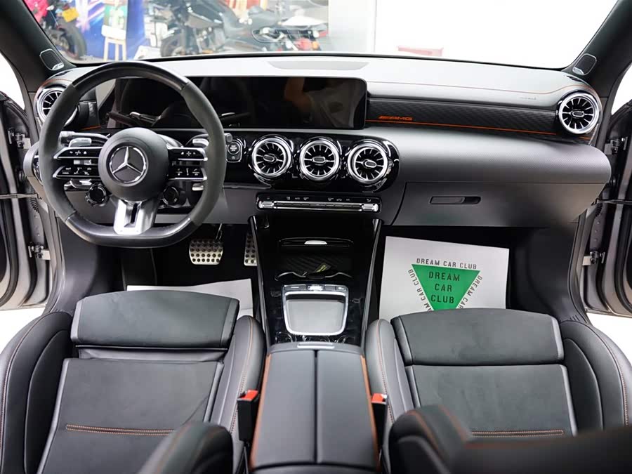 Mercedes-Benz CLA AMG 2024 imagem de carro #45