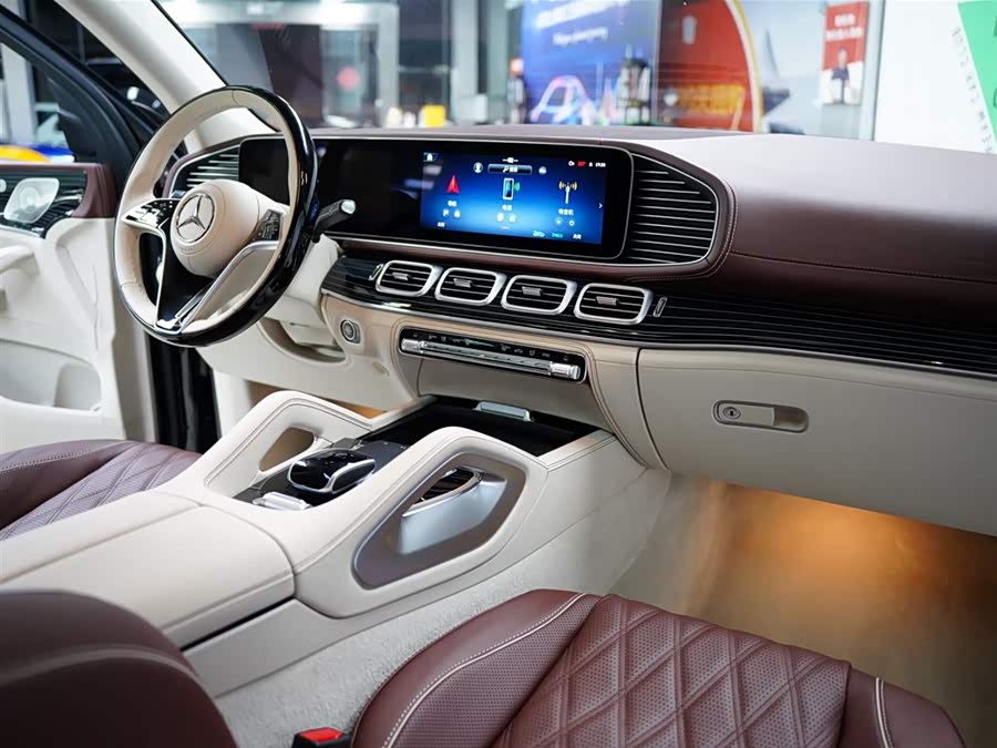 Mercedes-Benz Maybach GLS 2024 #45 Mercedes-Benz Maybach GLS 2024 car image #45