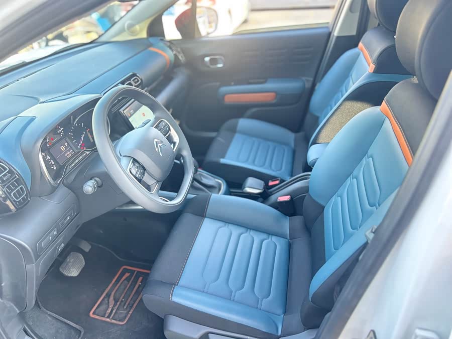 Citroen C4 AIRCROSS 2019 immagine di auto #45