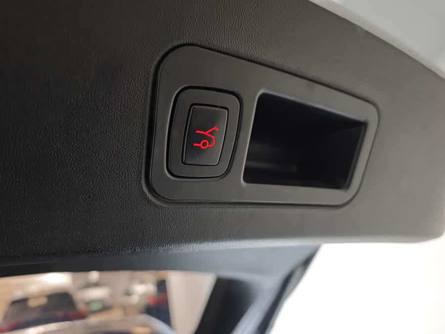 特斯拉 Model S 2017 汽车图片 #45