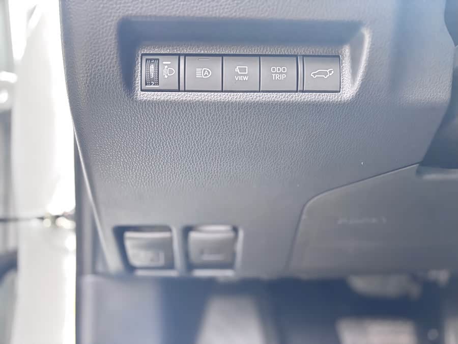 Toyota RAV4 2025 car image #45