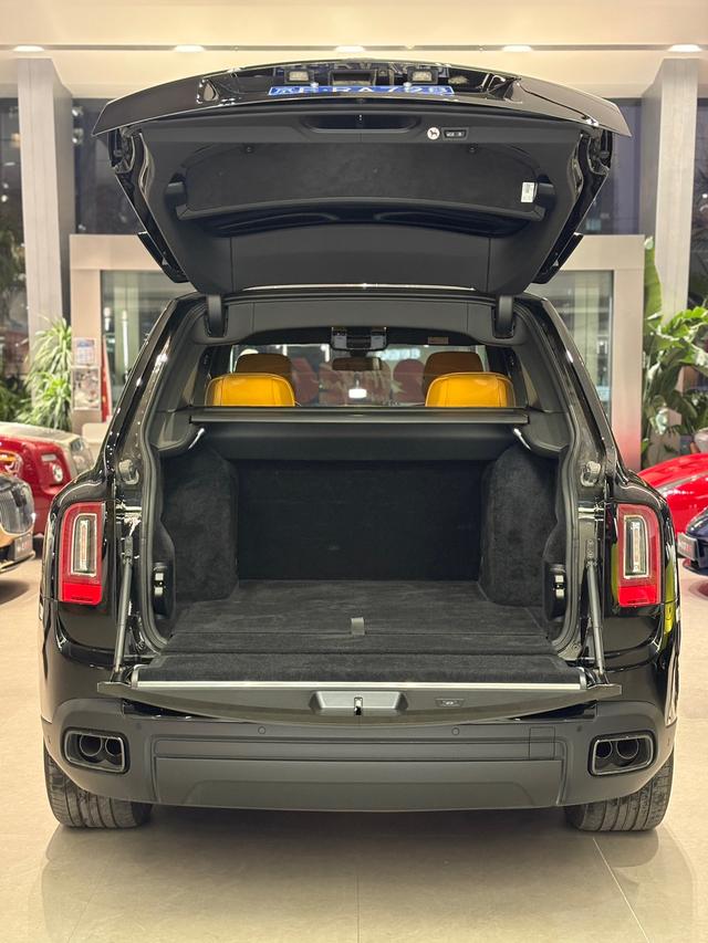 劳斯莱斯 库里南 2022 #45 劳斯莱斯 库里南 2022 汽车图片 #45