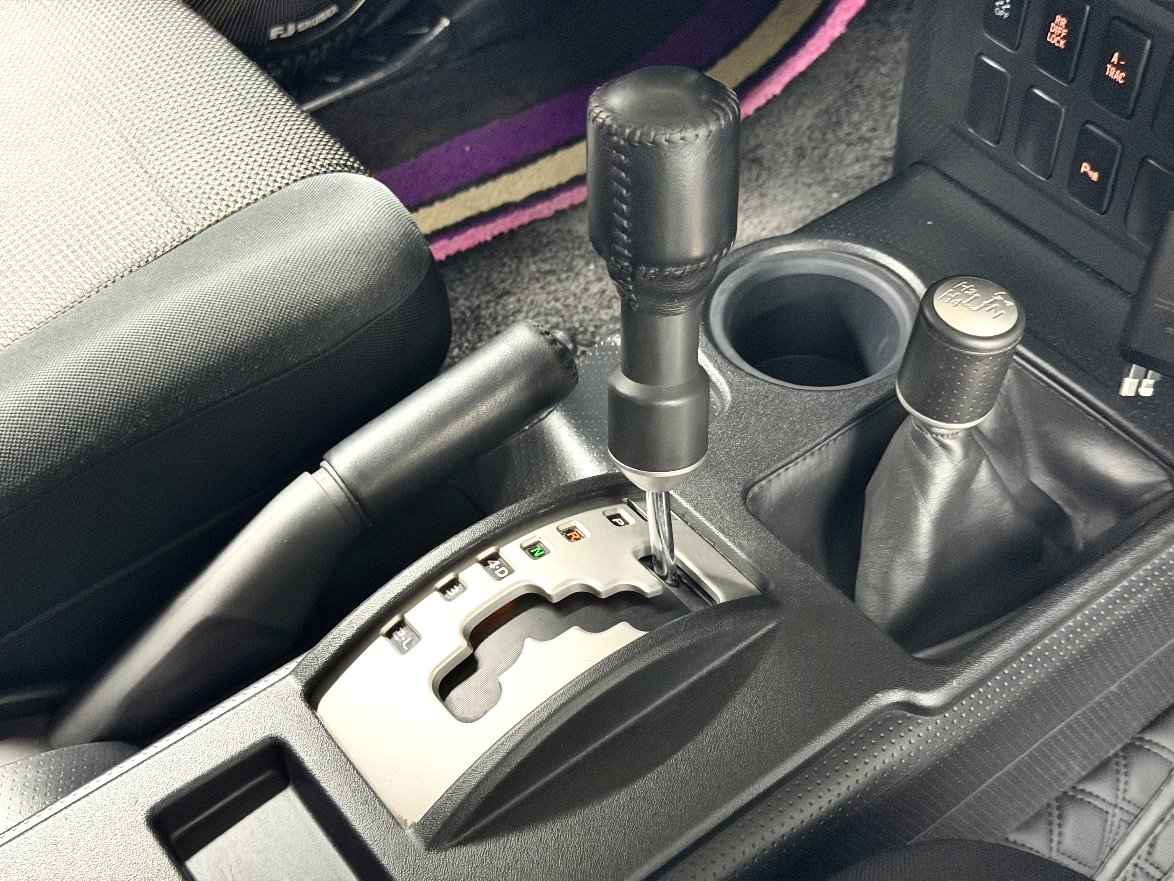 Toyota FJ Cruiser 2011 car image #45