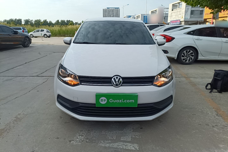 Volkswagen Polo 2017 car image #3