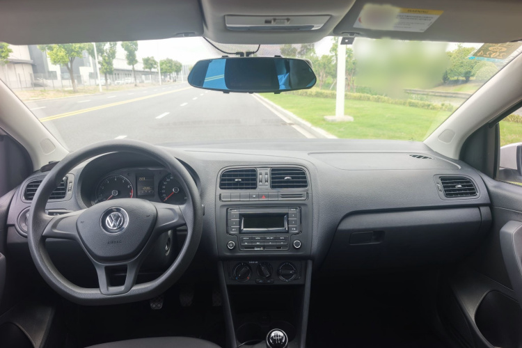 Volkswagen Polo 2016 #15 Volkswagen Polo 2016 car image #15