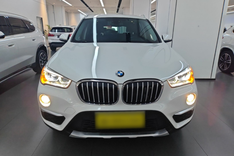 BMW X1 2017 صورة سيارة #3