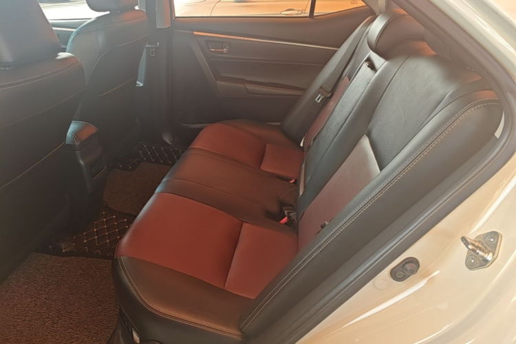 Toyota Corolla 2018 #17 Toyota Corolla 2018 car image #17