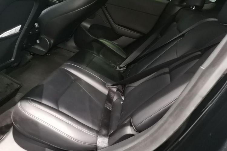 Tesla Model Y 2022 car image #13