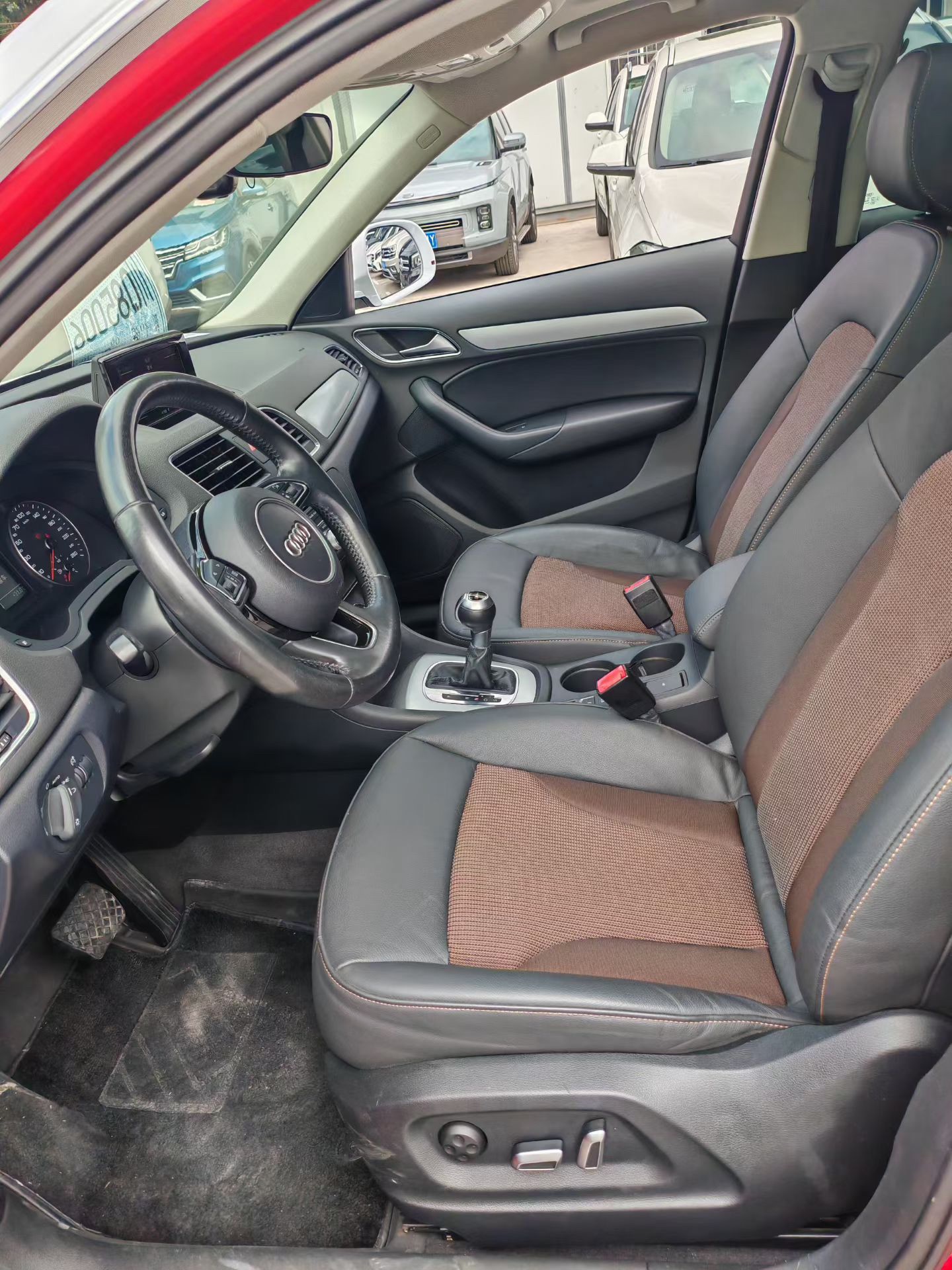 Audi Q3 2017 #4 Audi Q3 2017 car image #4
