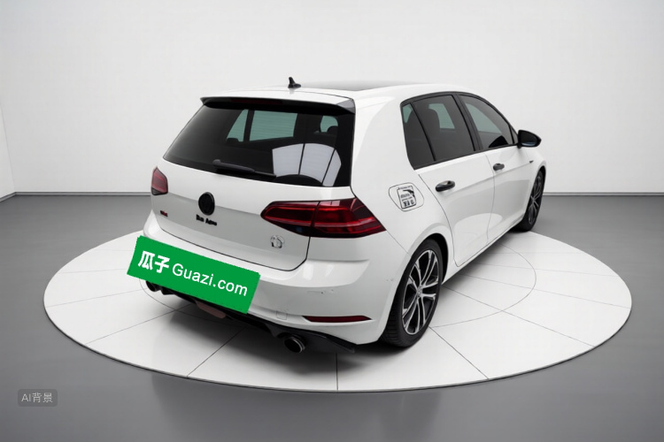 Volkswagen Golf 2019 car image #7