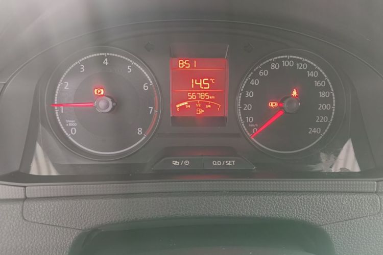Volkswagen Santana 2022 imagem de carro #12