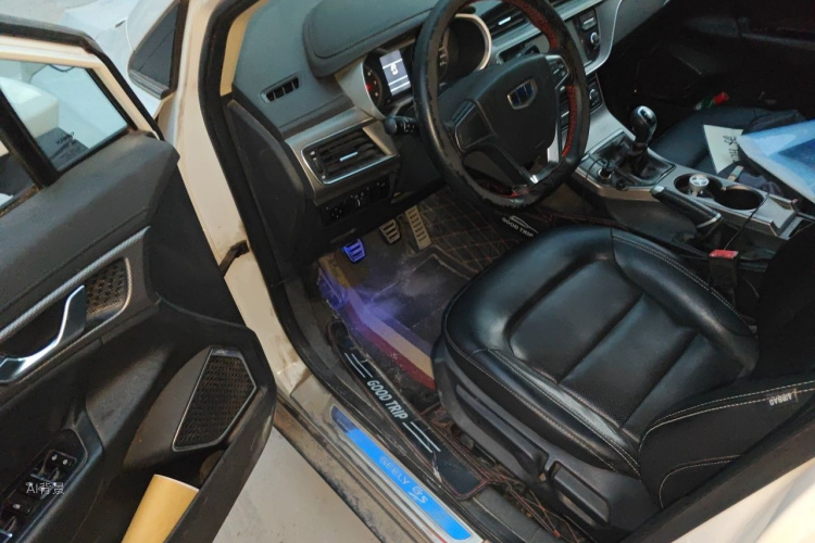 GEELY Emgrand GS 2016 imagem de carro #18