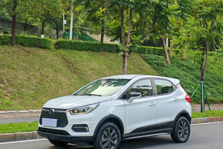 BYD Yuan New Energy 2019 imagen de coche #2