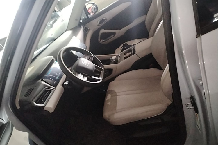 BYD YuanUP 2024 car image #15