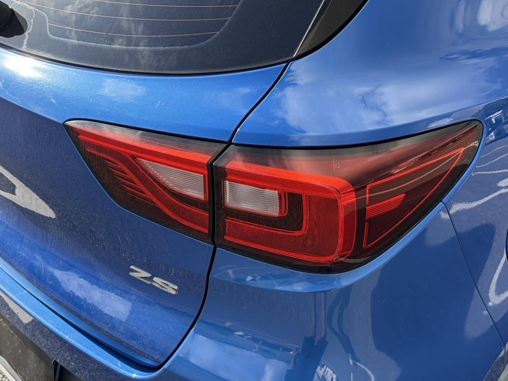 MG ZS 2017 car image #12