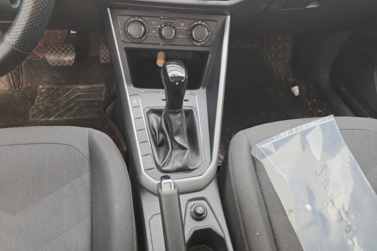 Volkswagen Polo 2020 car image #14