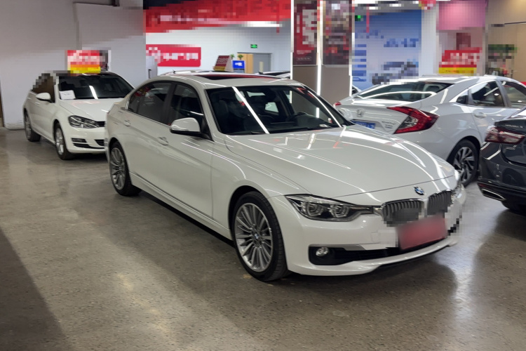 BMW 3 Series 2019 #4 BMW 3 Series 2019 car image #4