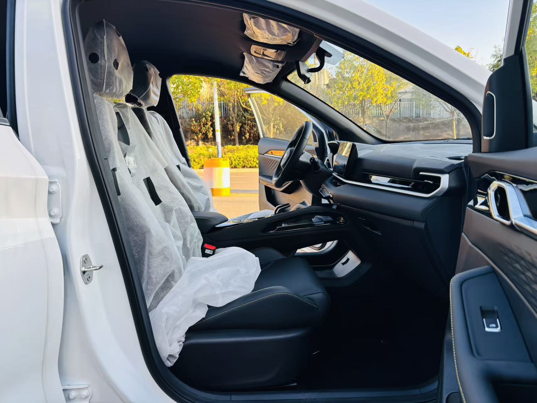 GEELY Coolray 2026 #4 GEELY Coolray 2026 image de voiture #4