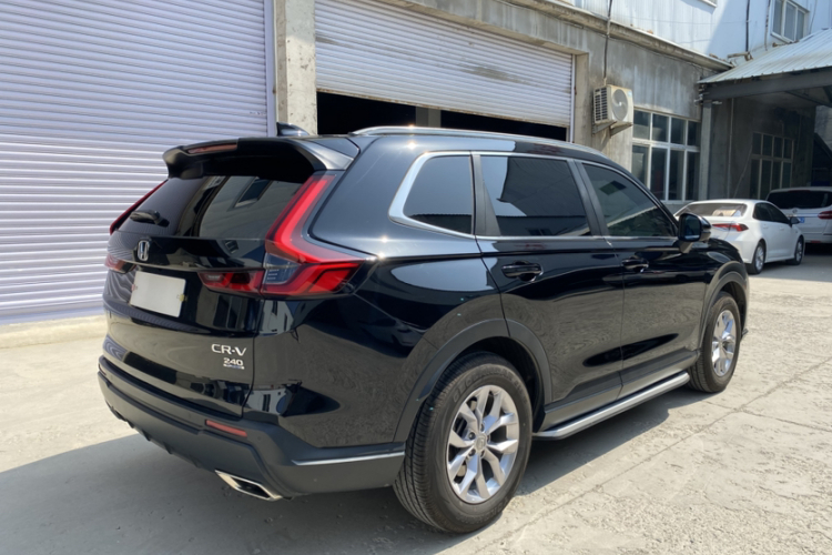 Honda CR-V 2023 immagine di auto #9