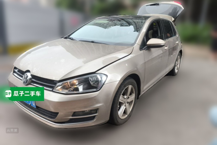 Volkswagen Golf 2015 car image #2