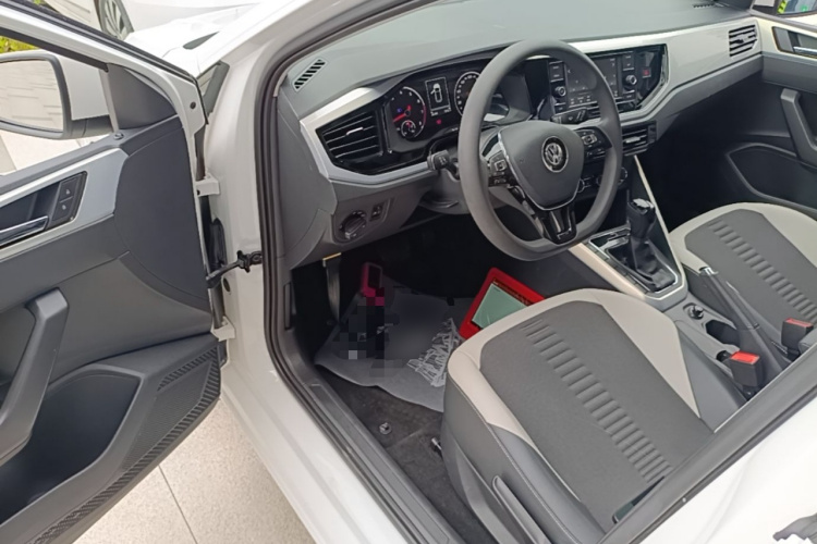 Volkswagen Polo 2019 #16 Volkswagen Polo 2019 car image #16