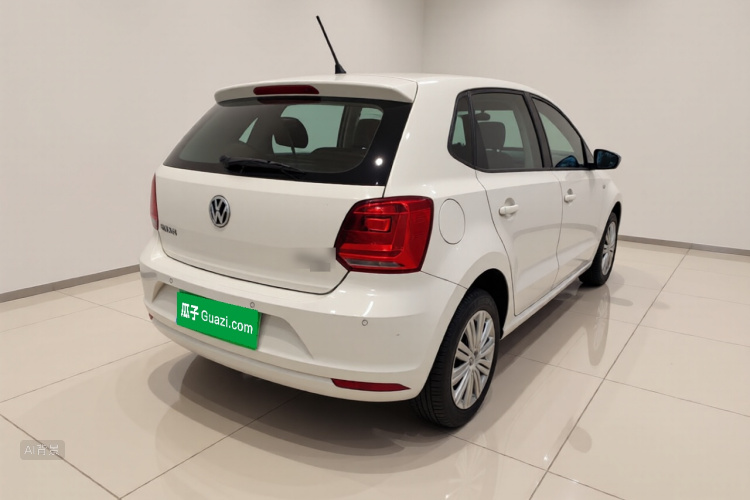 Volkswagen Polo 2016 car image #7
