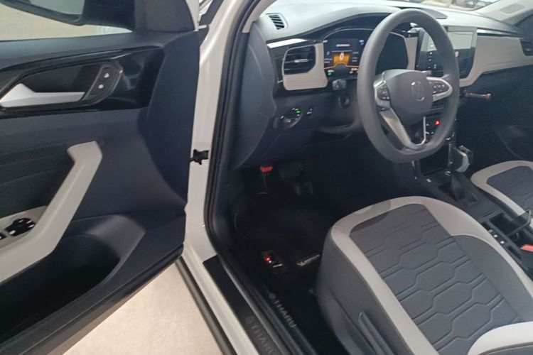Volkswagen Tharu 2026 car image #16
