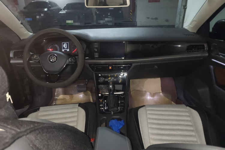 Volkswagen Lavida 2019 car image #7
