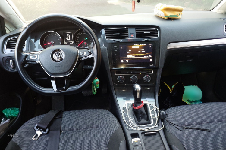 Volkswagen Golf 2020 imagen de coche #11