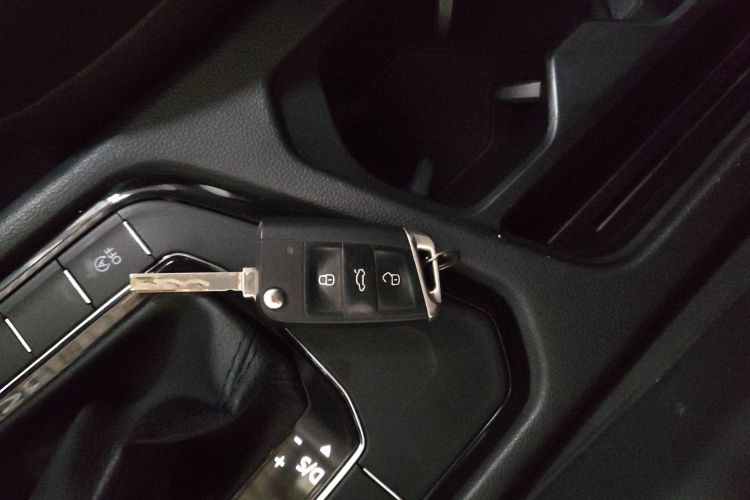 Volkswagen Tharu 2020 изображение автомобиля #14