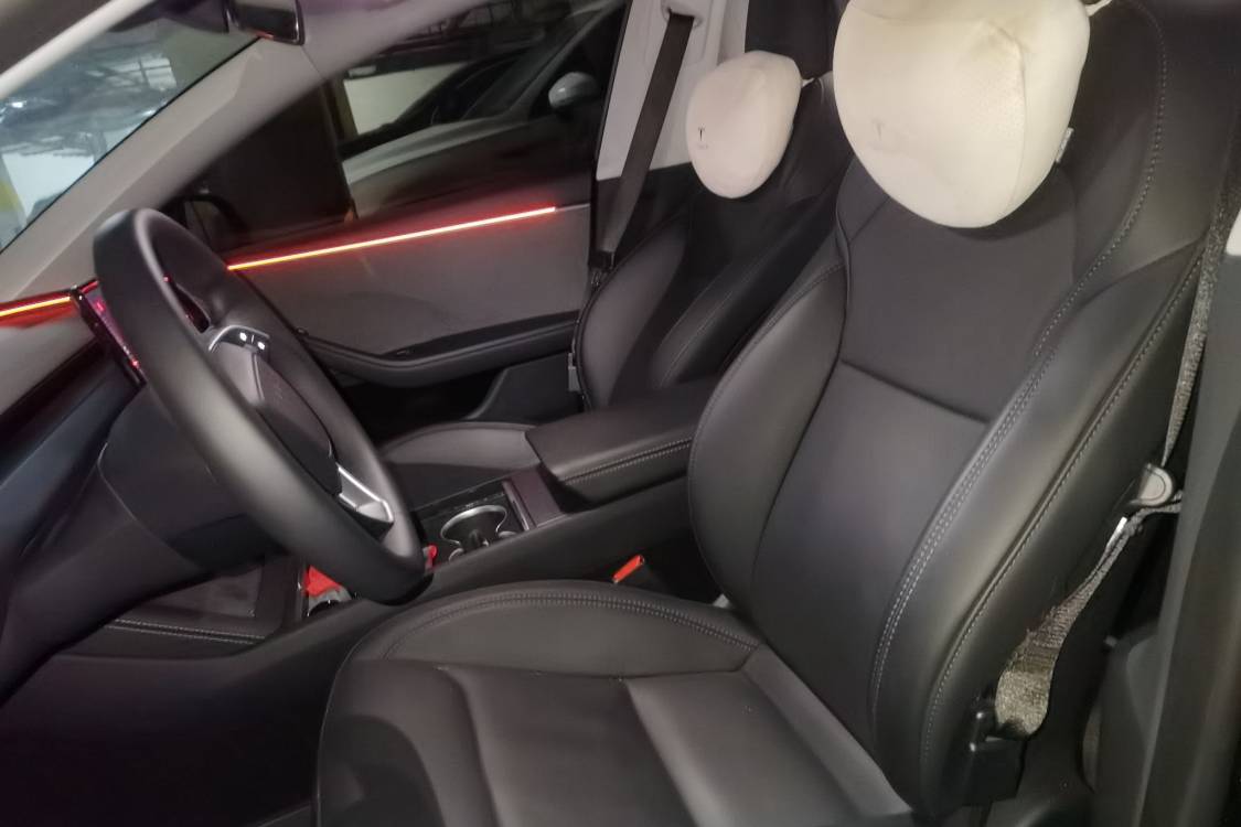 Tesla Model 3 2025 car image #18