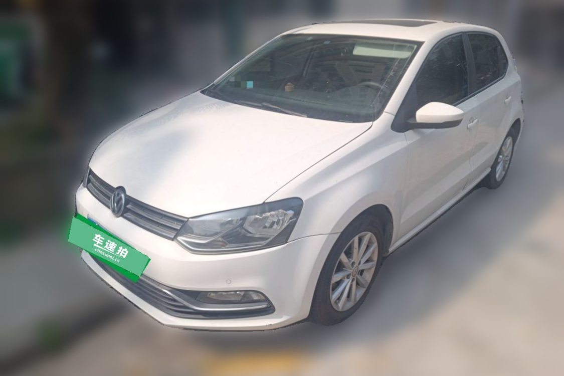 Volkswagen Polo 2015 Volkswagen Polo 2015 car image