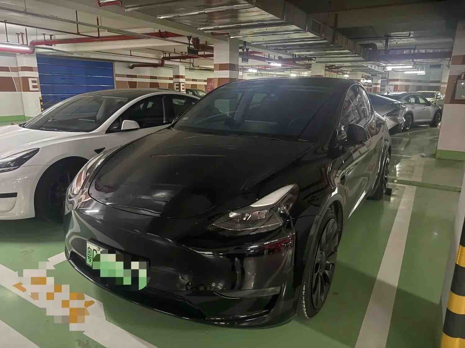 Tesla Model Y 2023 Tesla Model Y 2023 car image