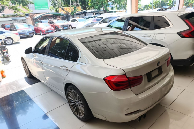 BMW 3 Series 2017 #5 BMW 3 Series 2017 изображение автомобиля #5