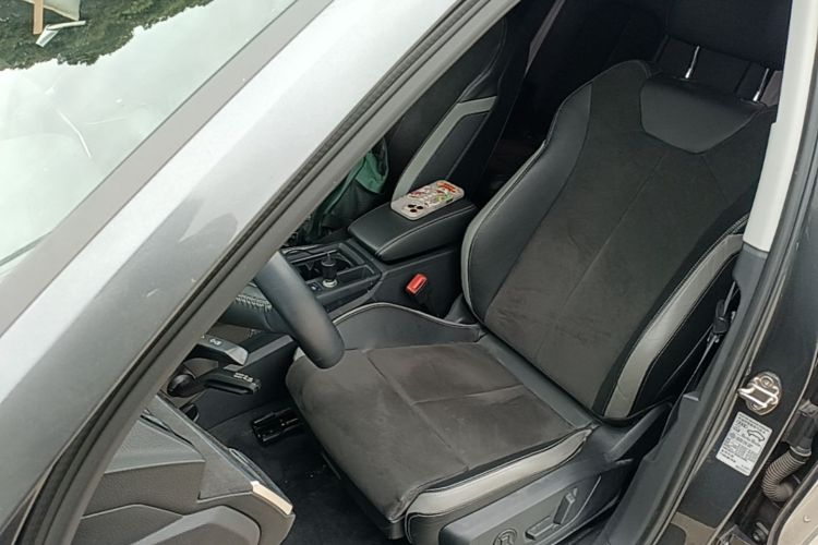 Audi Q3 2019 #15 Audi Q3 2019 car image #15