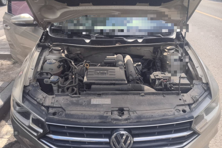 Volkswagen Bora 2017 car image #22
