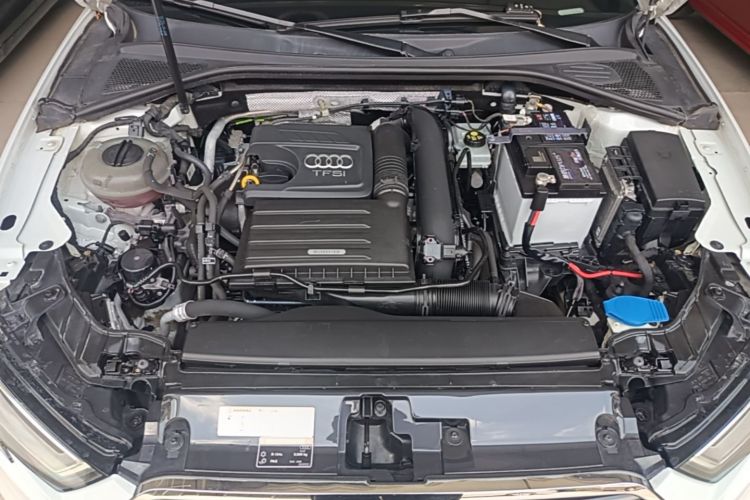 Audi A3 2019 car image #20