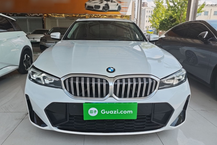BMW 3 Series 2023 #3 BMW 3 Series 2023 car image #3