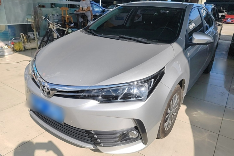 Toyota Corolla 2018 car image #2