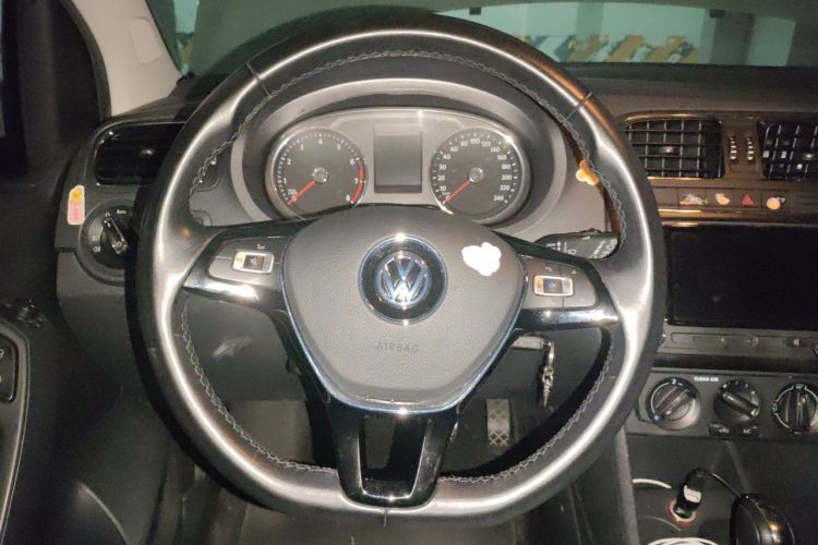 Volkswagen Polo 2017 #15 Volkswagen Polo 2017 car image #15