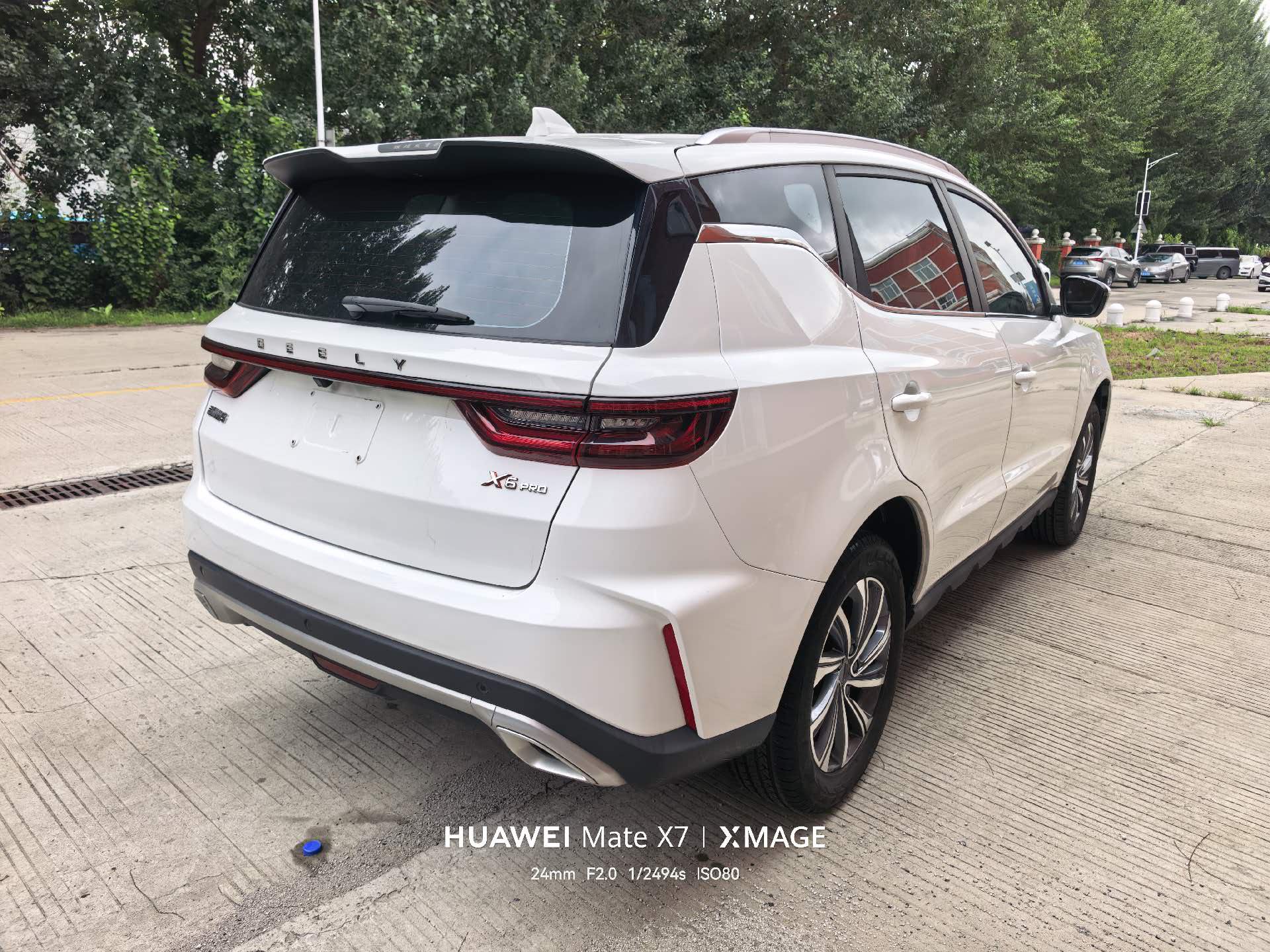 GEELY Vision X6 2022 car image #4