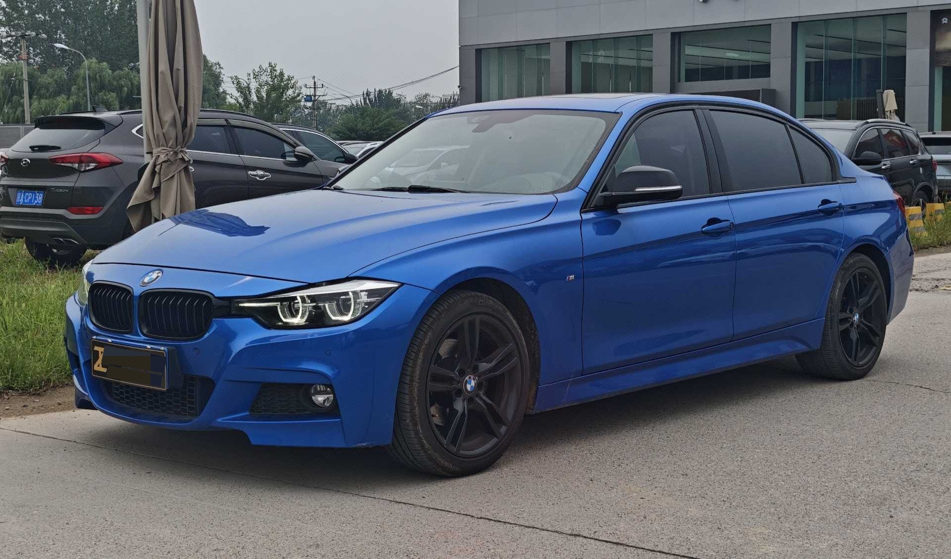 BMW 3 Series 2019 BMW 3 Series 2019 immagine di auto