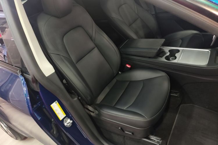 Tesla Model Y 2021 #24 Tesla Model Y 2021 car image #24