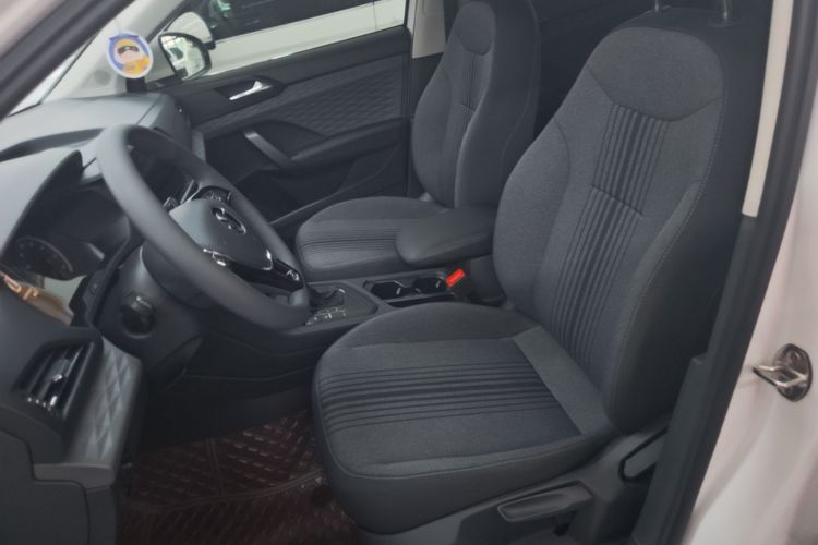 Volkswagen Tharu 2021 #19 Volkswagen Tharu 2021 immagine di auto #19