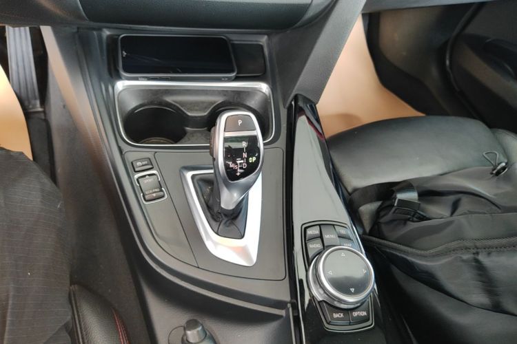 BMW 3 Series 2014 #14 BMW 3 Series 2014 car image #14