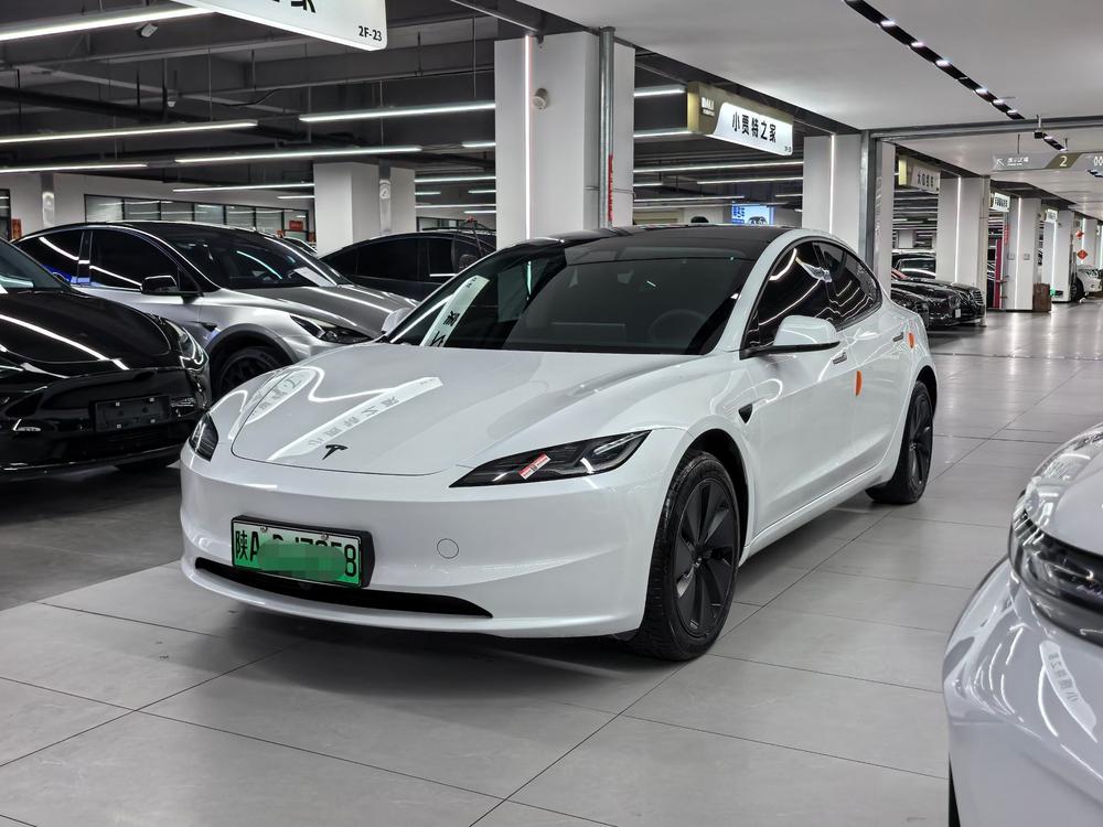 Tesla Model 3 2026 Tesla Model 3 2026 изображение автомобиля