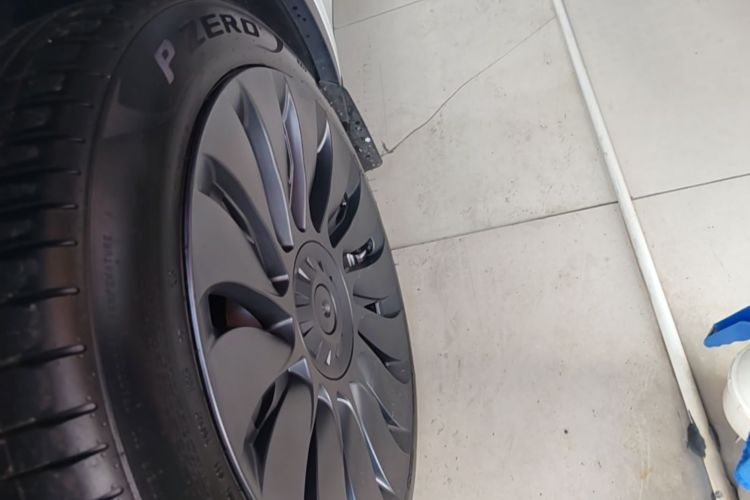 Tesla Model Y 2022 #9 Tesla Model Y 2022 immagine di auto #9
