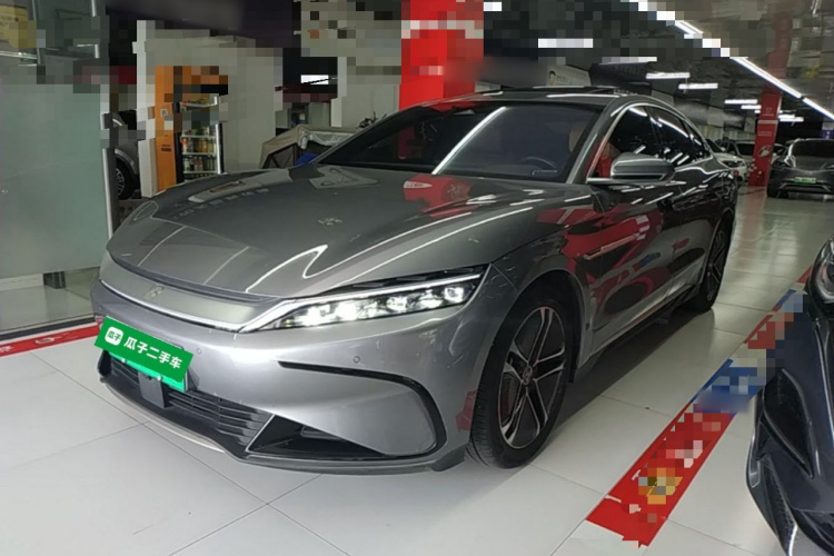BYD Han 2023 car image #2