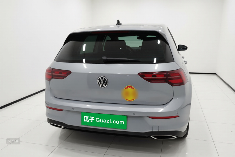 Volkswagen Golf 2024 car image #6